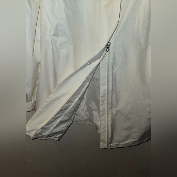 Swiss Tech Rain Jacket - Picture 7 of 14